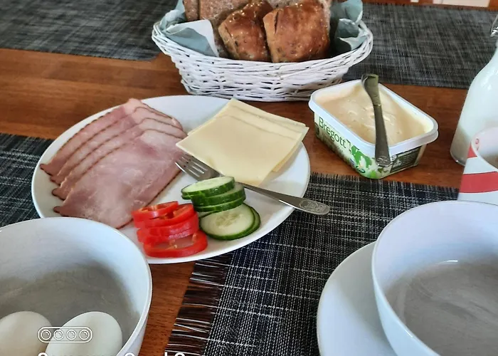Naturnaera Dubbelrum B&B I Uppsala Ramstalund