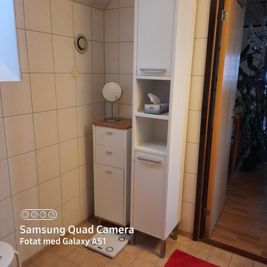 Naturnaera Dubbelrum I Ramstalund Alloggio in famiglia Uppsala